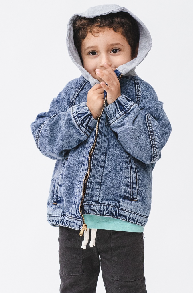 10130 Chamarra de niño (18E2)